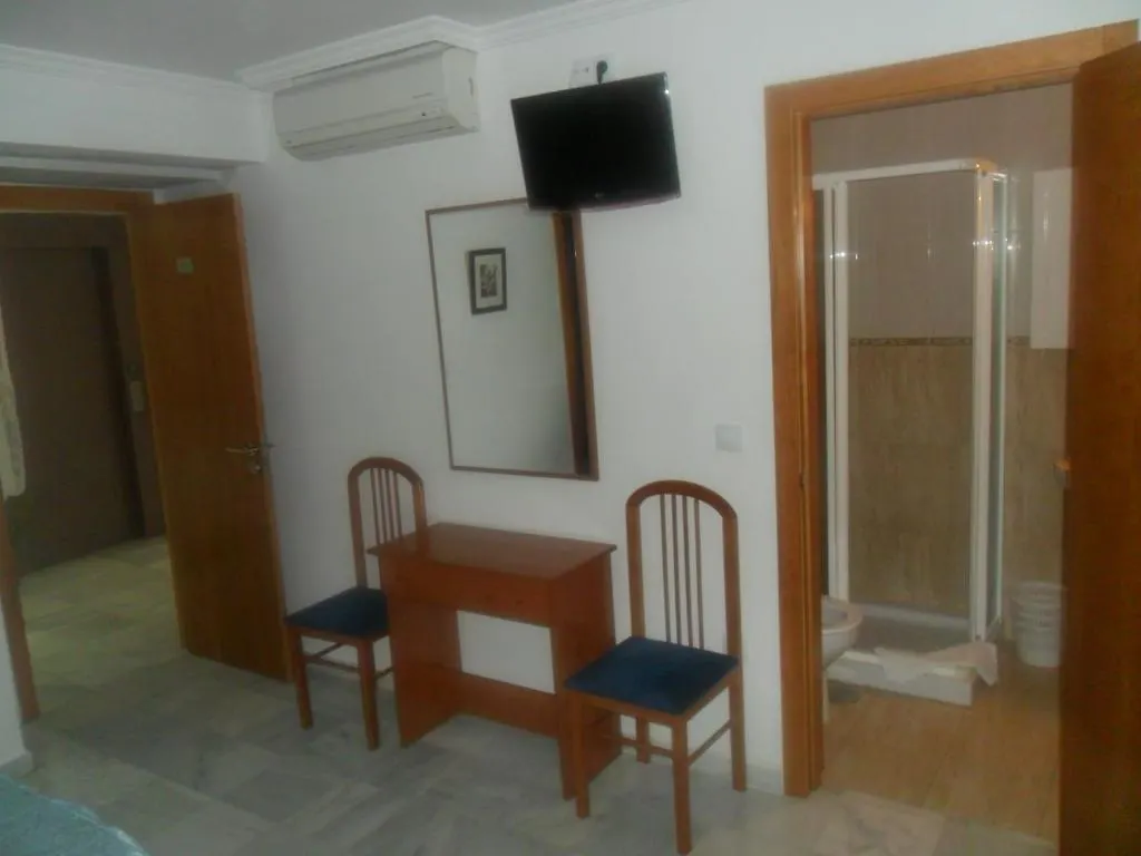 Hostal Centro Sol كاديز بيت ضيافة