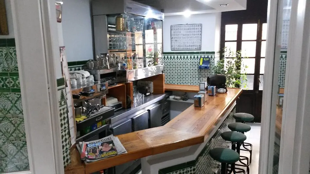 بيت ضيافة Hostal Centro Sol كاديز