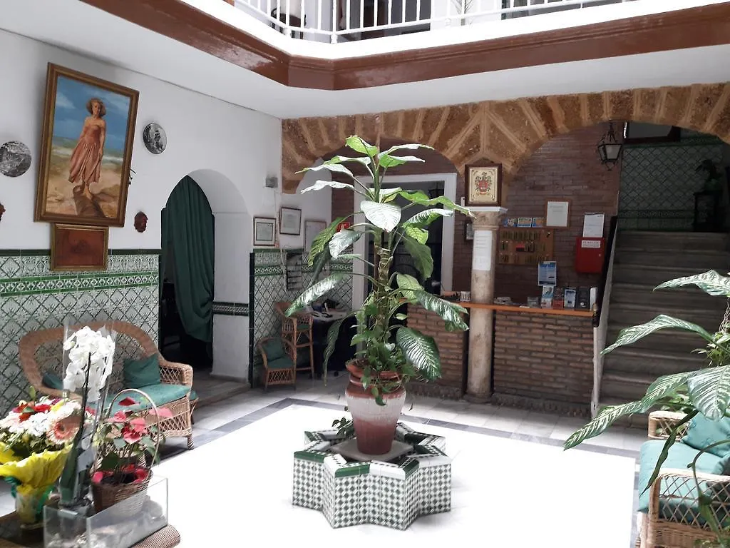 Hostal Centro Sol كاديز